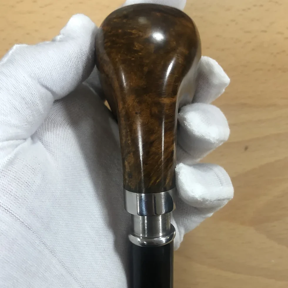 bent tobacco pipe