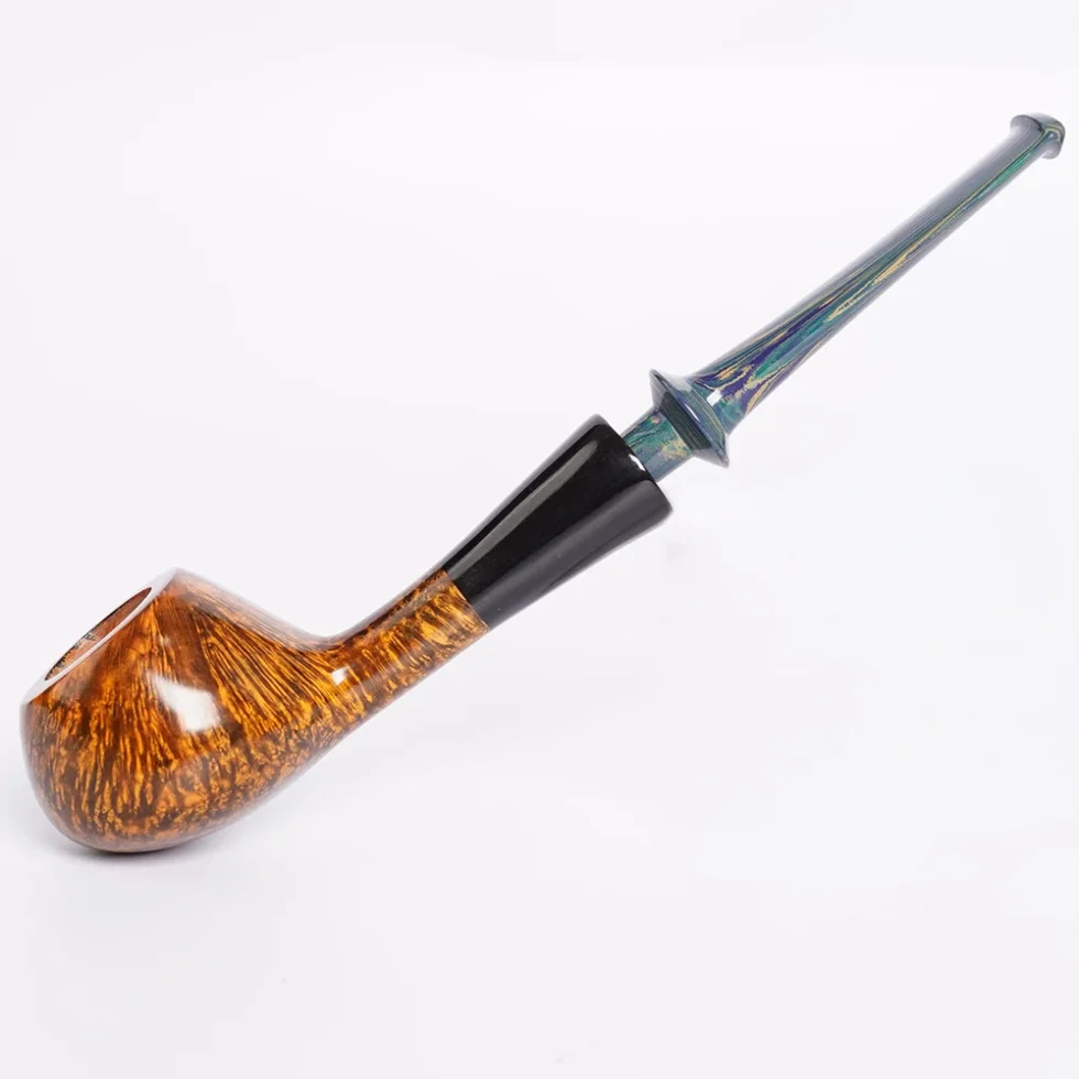 Elegant Hand-Carved Wooden Pipe