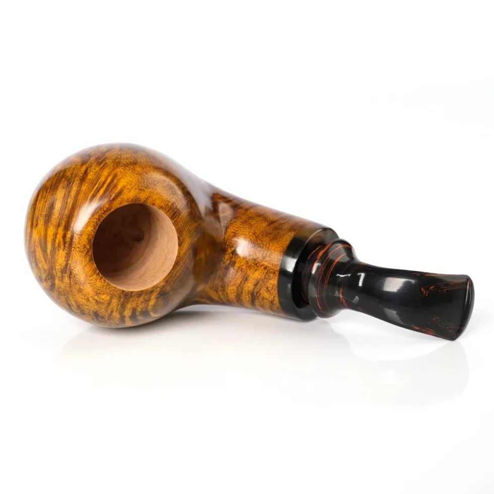 apple wood tobacco pipe