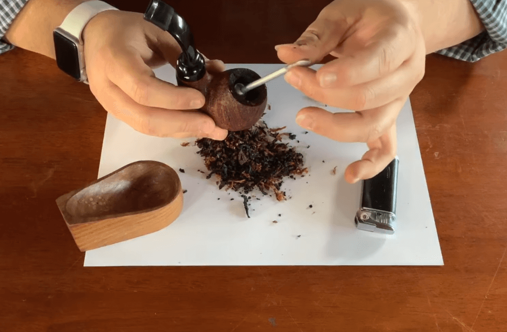 how to pack a smoking pipe