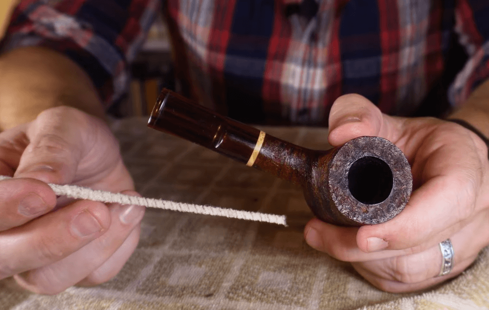 how to clean a smoking pipe