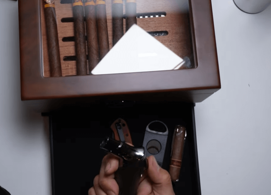 What are the benefits of having a cigar humidor?