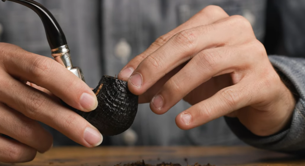 How to use the smoking pipe