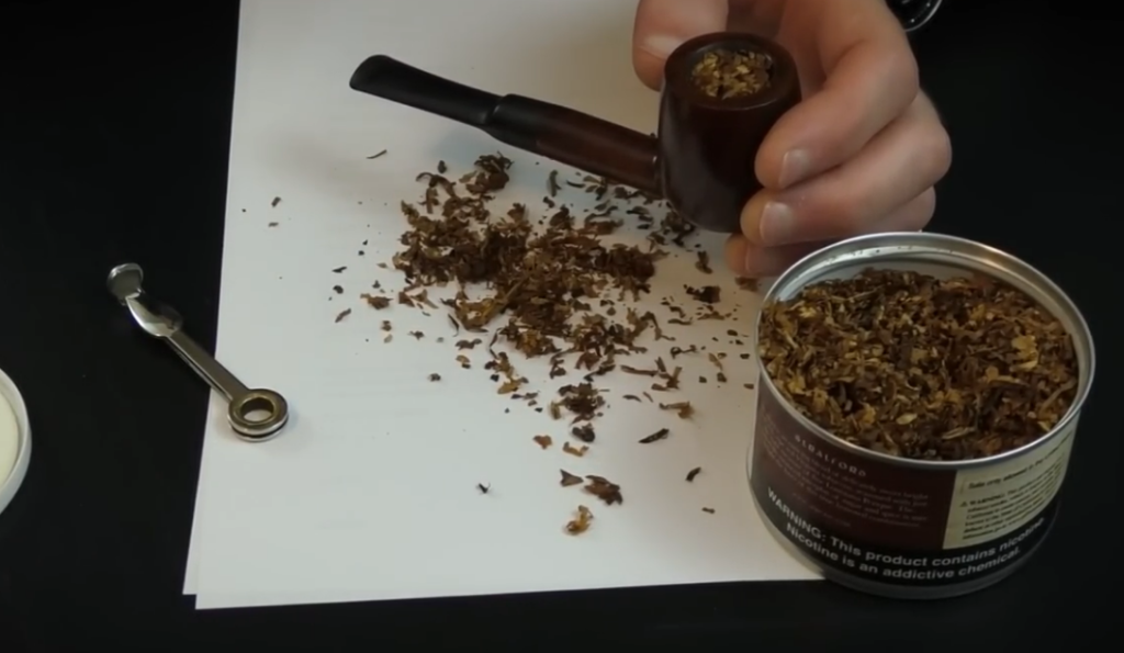 How to use the smoking pipe